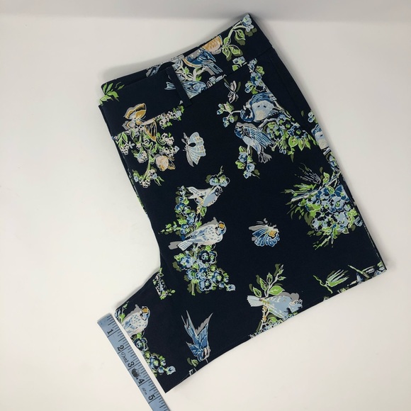 ANN TAYLOR Factory Navy Floral Pattern Shorts, 12 - Picture 4 of 7